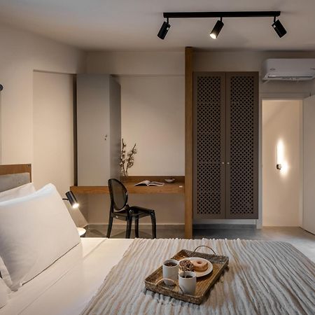 Iris Suites Nikiti Eksteriør billede