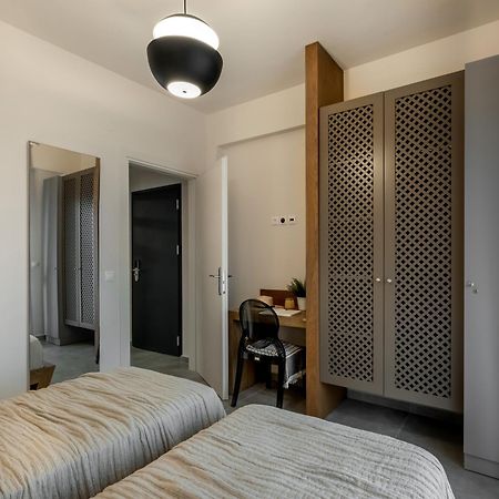 Iris Suites Nikiti Eksteriør billede