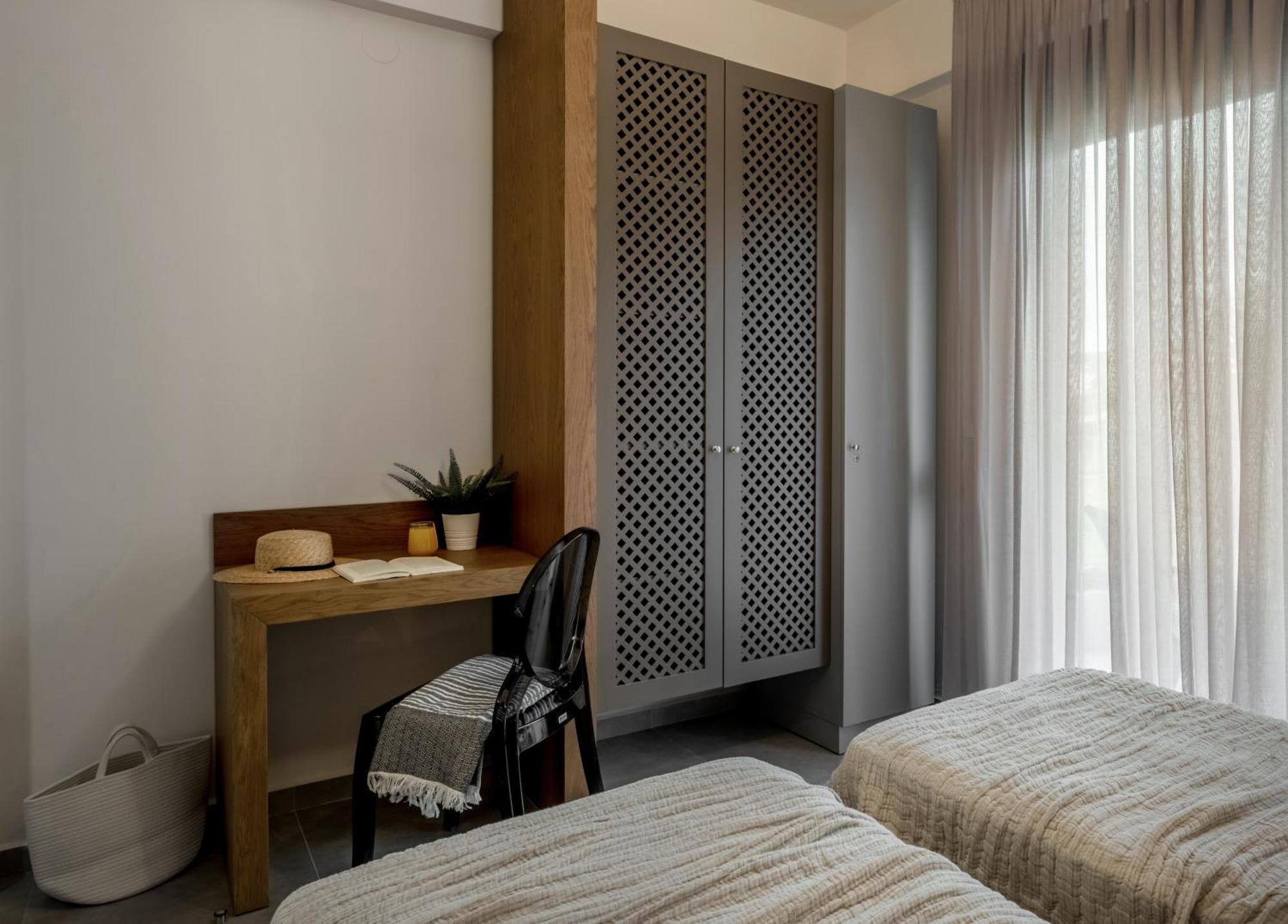 Iris Suites Nikiti Eksteriør billede